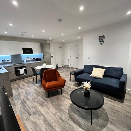 One Bedroom Apartment Μπάρκινγκ Εξωτερικό φωτογραφία